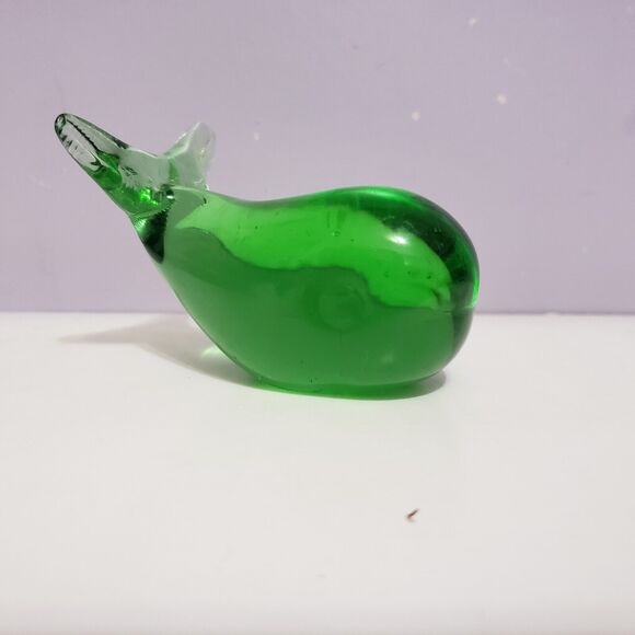 Whale Art Glass Green Figurine Paperweight Home Office Decor 3"×2" - Picture 1 of 9